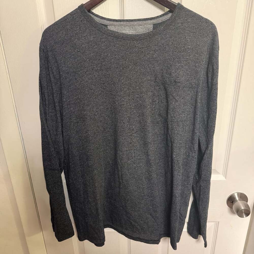 Banana Republic Quick Dry Long Sleeve T-Shirt Heather Black XL Pocket